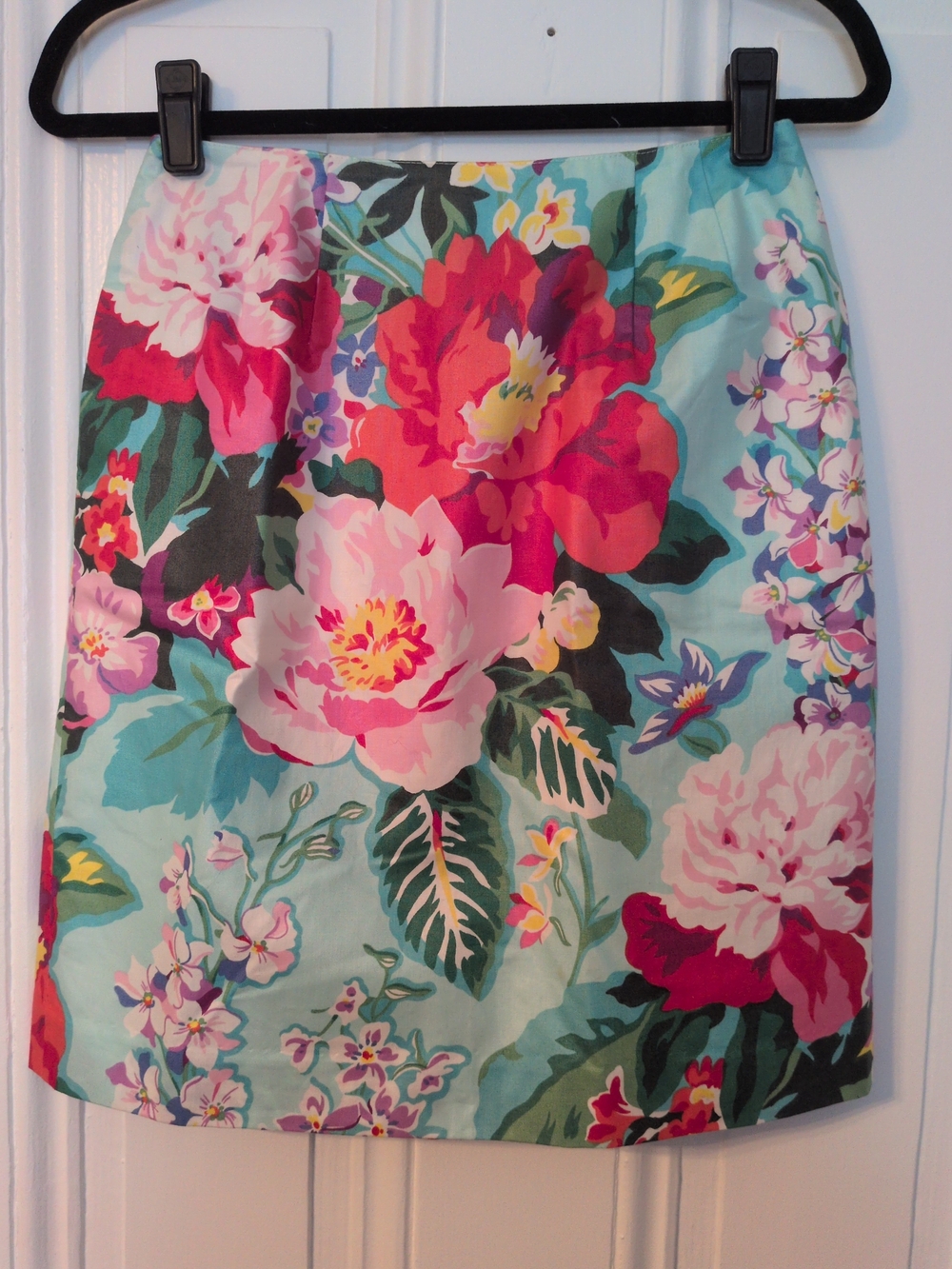Source Unknown Aqua Floral Mini Skirt with Pink & Red Blooms